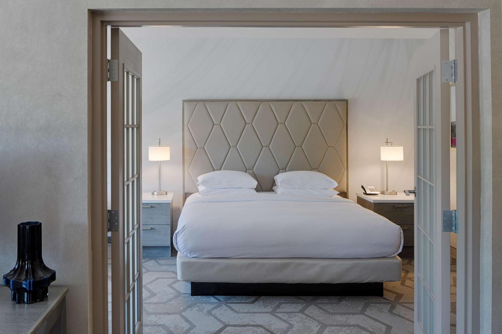 Готель The Kingsley Bloomfield Hills - A Doubletree By Hilton Екстер'єр фото